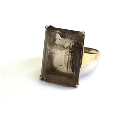 10K Gold Ring with Topaz Stone