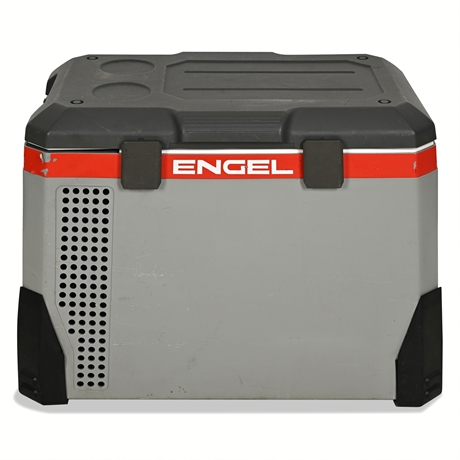 Engel MR040F-U1 12/24V DC + AC Portable Fridge/Freezer, 40-Quart