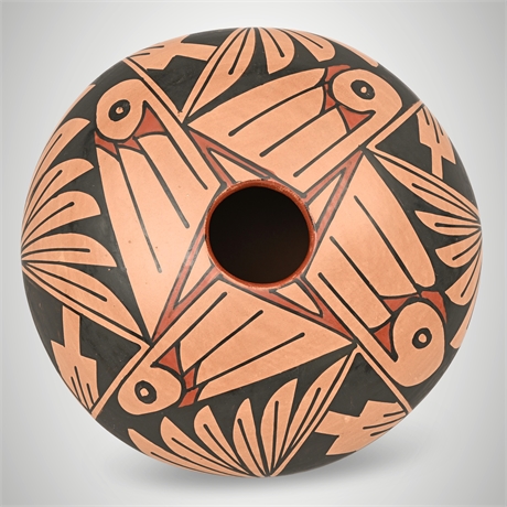 Lorena Gonzalez Rios Mata Ortiz Pottery Jar with Ring — Hand-Painted Design