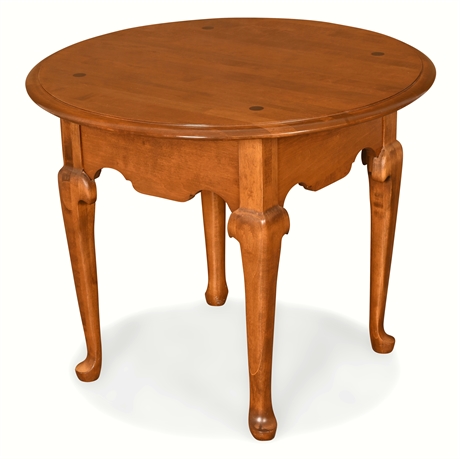 Ethan Allen “Heirloom” Maple Round Accent Table – Nutmeg