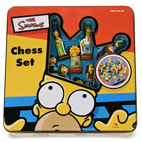 Cardinal The Simpsons Chess Set