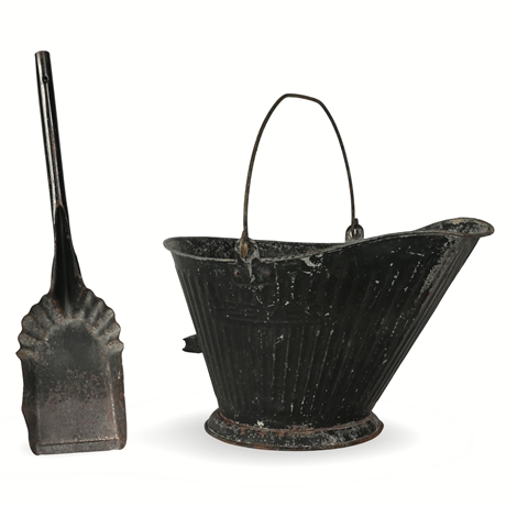 Antique Reeves Black Coal Scuttle & Shovel – Rustic Fireside Charm