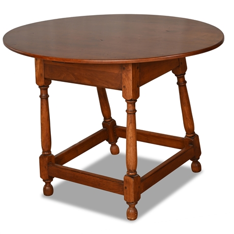 Ethan Allen Colonial Pine Round Side Tavern Table