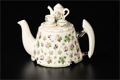 Portmeirion Botanic Garden Mini Teapot with Tea Table Lid