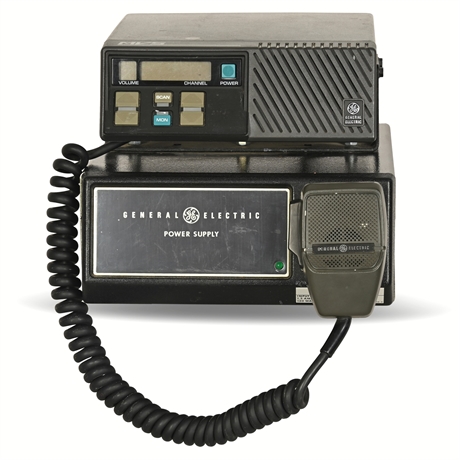 General Electric MVS 16 Channel VHF Radio with Microphone and Power Supply