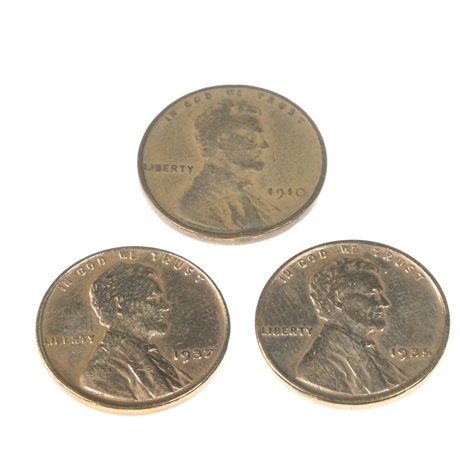 1935 & 1937 Lincoln Cents Red