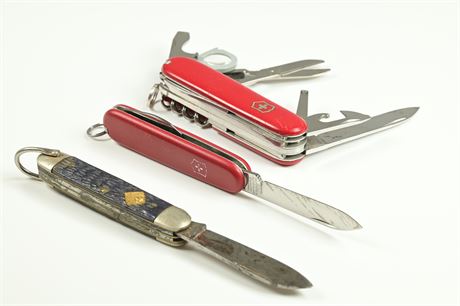 Vintage Boy Scout and Swiss Army Knives