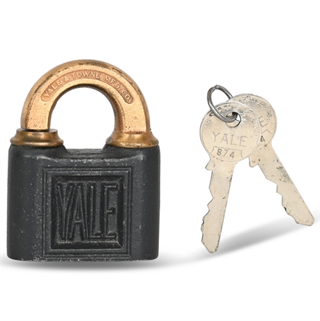 Vintage Yale & Towne Iron Padlock