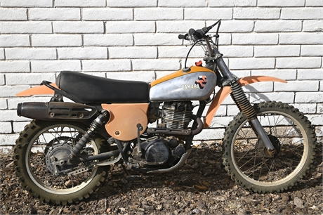 C.1977 YAMAHA TT500