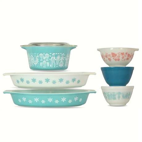 Vintage Pyrex Casserole & Bowls