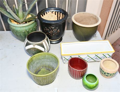 9 Ceramic Pots