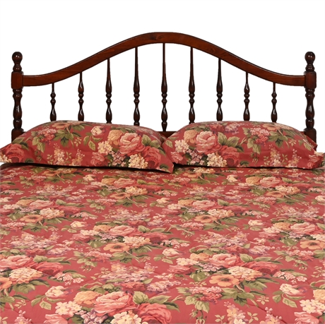 Queen Cherry Spindle Bed