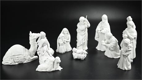 Avon Porcelain Nativity