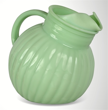 Jadeite Green Swirl-Ribbed Tilt Ball Pitcher, 1930s–40s