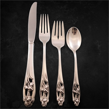 International Silver “Silver Iris” Sterling Flatware – 44 Pcs, Service for 10–12
