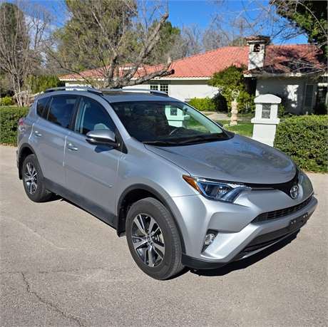 2016 Toyota RAV4 XLE Sport Utility