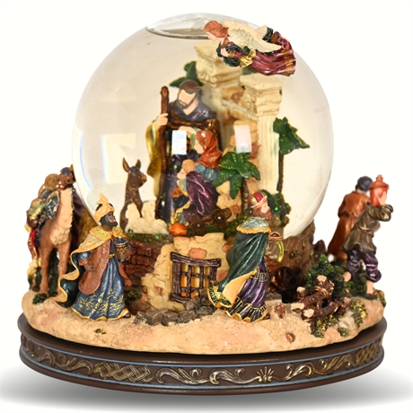 Kirkland Nativity Musical Waterglobe Revolving Base Globe