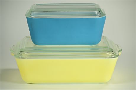 Vintage Pyrex Refrigerator Dishes with Lids