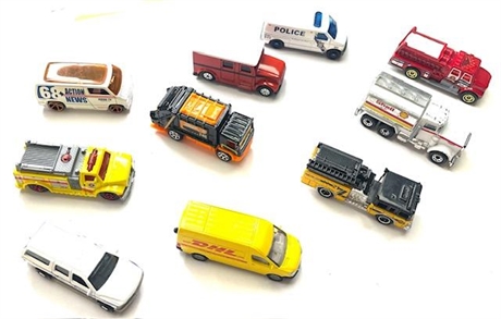 10 Die Cast Vehicles!