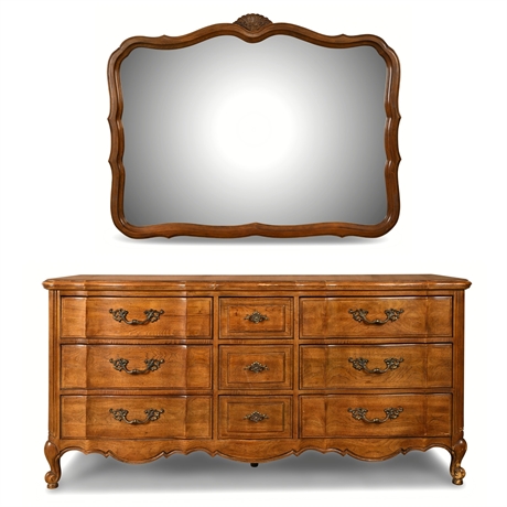 Thomasville Tableau 9-Drawer Dresser & Wall Mirror – French Provincial