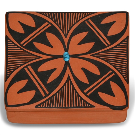 Pauline Abeita Acoma Trinket Box