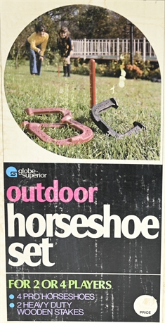 Vintage Horseshoe Set