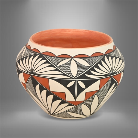 Laguna Pueblo Pottery by Clara Fernando