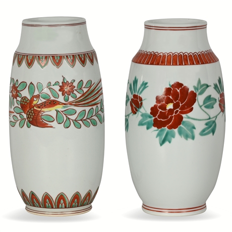 Pair Occupied Japan Vases