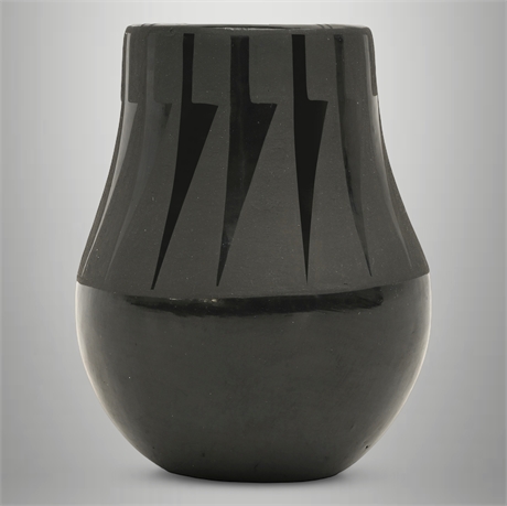 Merton & Linda Sisneros Santa Clara Pueblo Black-on-Black Pottery Vase
