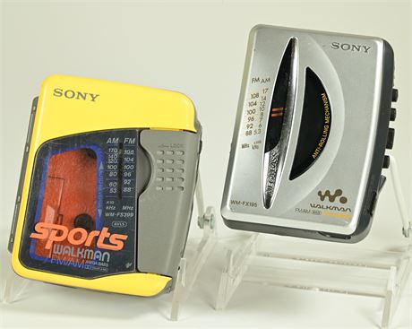 Vintage Sony Walkman (2)
