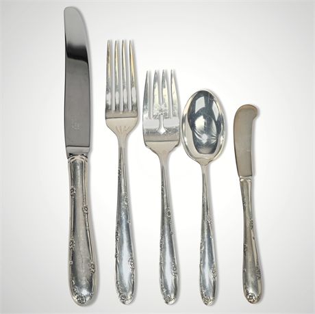 56 Troy Ounces+ Towle Sterling 'Madeira' Flatware