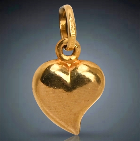 18K Heart Charm