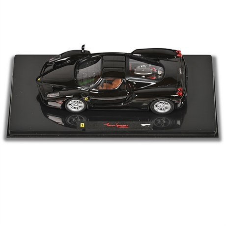 Hot Wheels Elite 1/18 Scale T6255 - Enzo Ferrari - Black