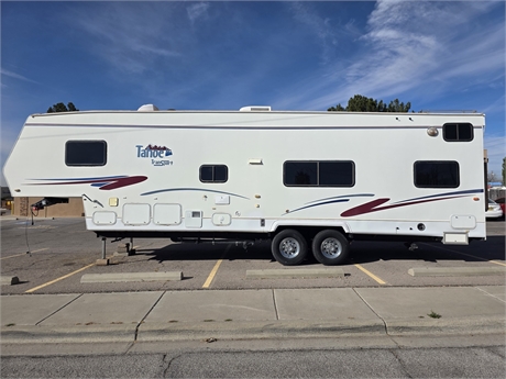 2003 Thor Tahoe Transport 33' 5th Wheel Toy Hauler w/ Onan Gen