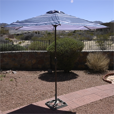 8' 6" Umbrella with Stand