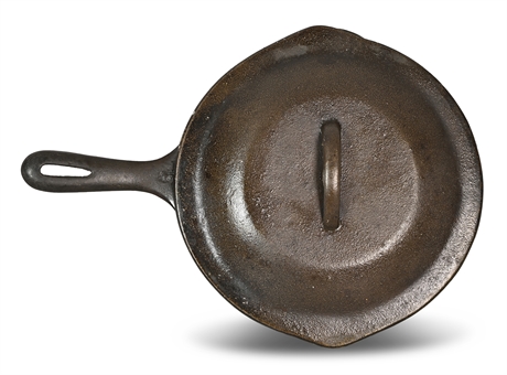 9" Cast Iron Skillet with Lid
