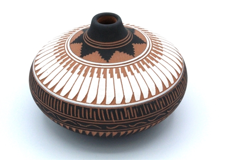 Bandelier ceramic