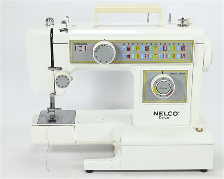 Hankla Nelco Deluxe Heavy Duty Sewing Machine