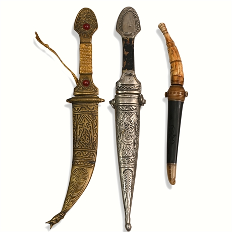20th Century Collectible Daggers