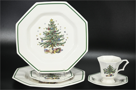 Nikko "Christmastime" Classic Collection Service for 8+