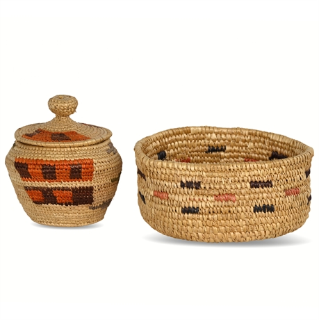 Pair of Yup'ik Eskimo Grass Baskets by Jane Greene, Hooper Bay, Alaska