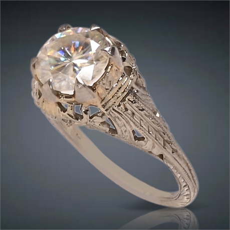 Antique 18k White Gold Ring