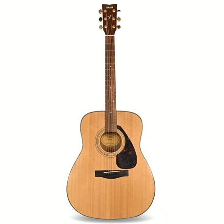 Yamaha F335 Acoustic Guitar