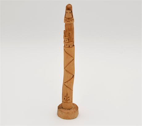Southwestern Kachina‑Inspired Wooden Carving