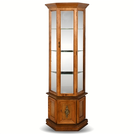 Pulaski Lighted Display Cabinet with Beveled Glass and Ornate Hardware