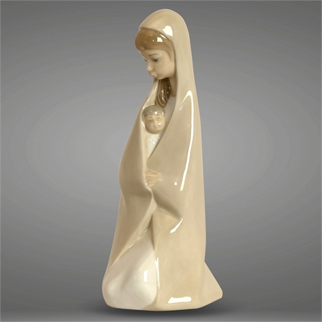 Lladro 'Girl with Child' - Madonna Porcelain Figurine