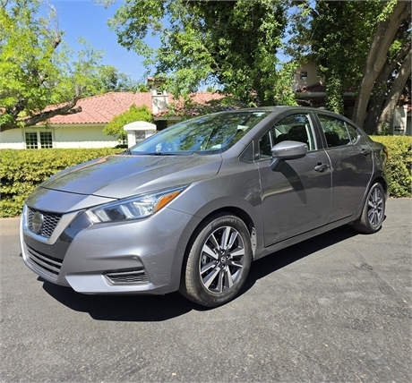 2020 Nissan Versa SV