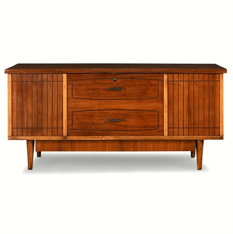 Mid-Century Lane Virginia Maid Walnut Cedar Chest