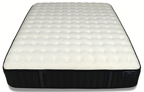 Stearns & Foster® Queen Estate Mattress