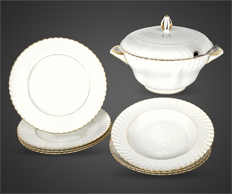Royal Tettau Germany US Zone Porcelain Soup Tureen & Plates, 7 Pc